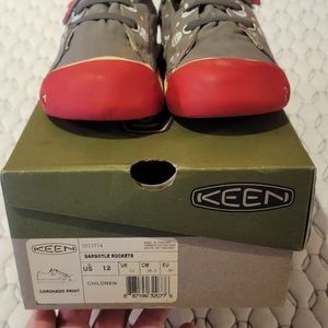 Keen Coronado print shoes kids size 12